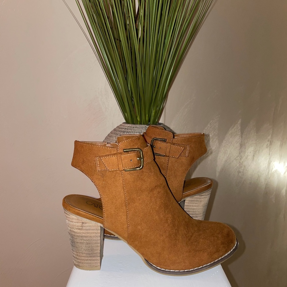 Cato Cognac Brown Suede Ankle Boots